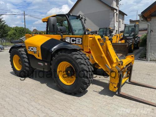 JCB 541-70 Agri Plus recensioni e scheda tecnica