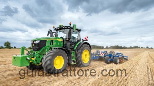 John Deere 6R recensioni e scheda tecnica